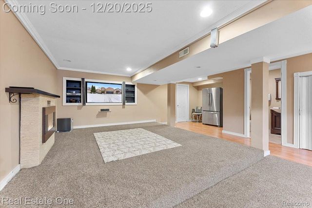 15405 Oakleigh, Southgate, MI 48195