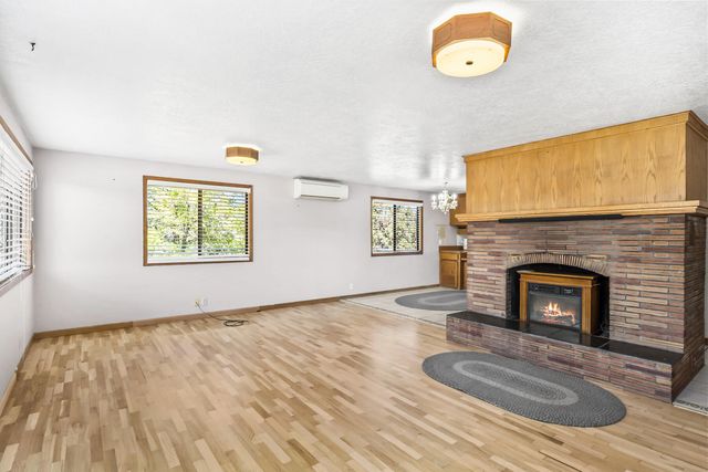 63710 O. B. Riley Road, Bend, OR 97703