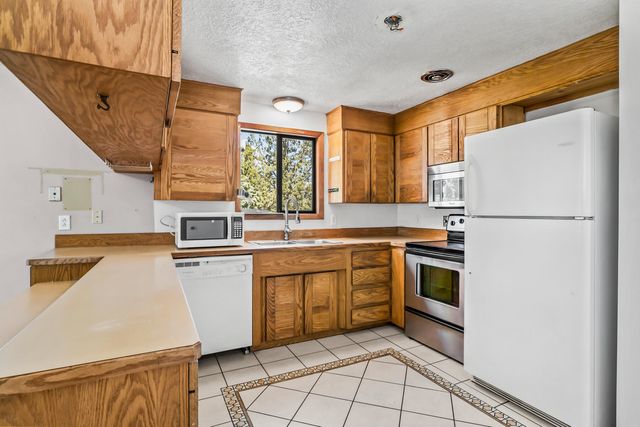 63710 O. B. Riley Road, Bend, OR 97703