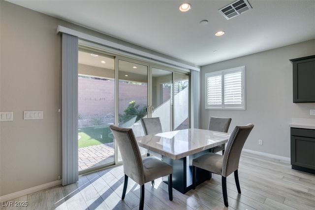 48 Verde Rosa Drive, Henderson, NV 89011