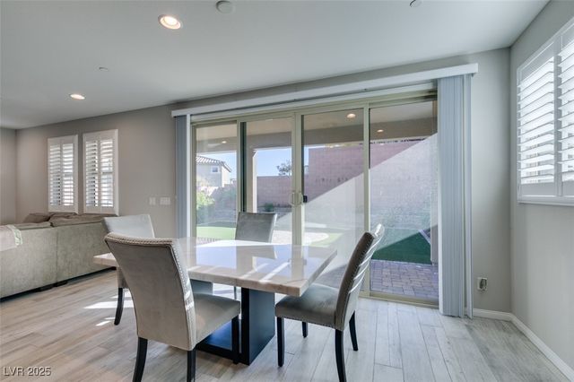 48 Verde Rosa Drive, Henderson, NV 89011