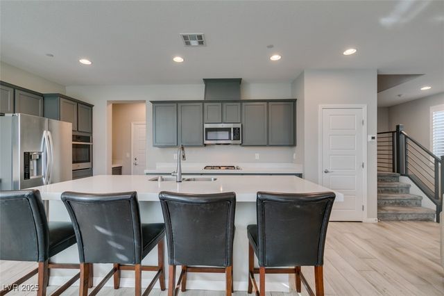 48 Verde Rosa Drive, Henderson, NV 89011