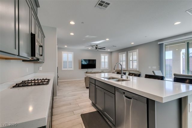 48 Verde Rosa Drive, Henderson, NV 89011