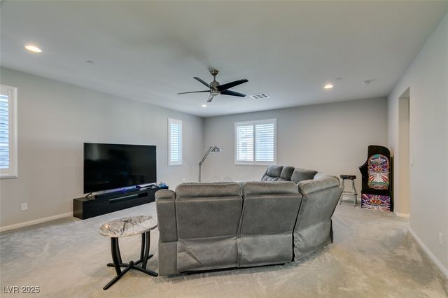 48 Verde Rosa Drive, Henderson, NV 89011