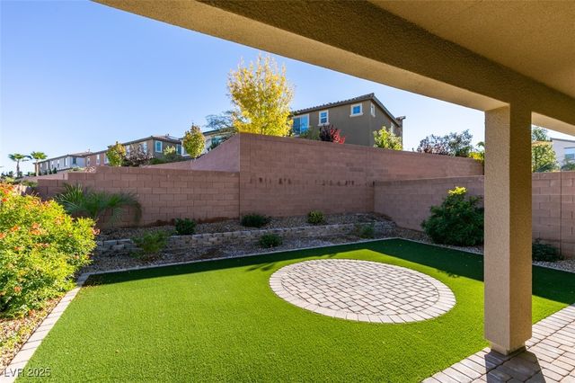 48 Verde Rosa Drive, Henderson, NV 89011