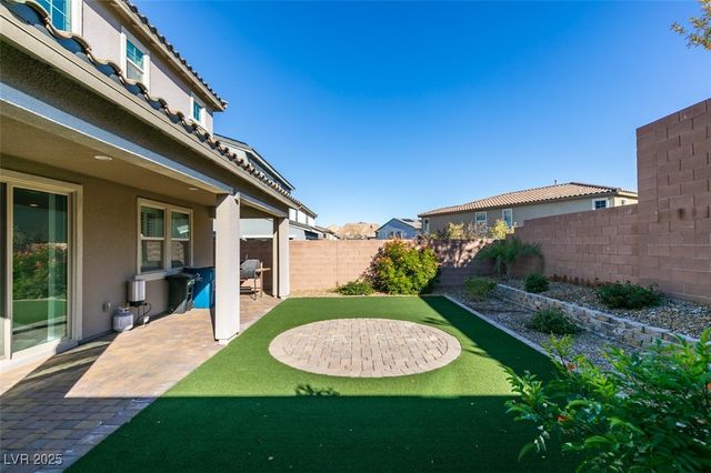 48 Verde Rosa Drive, Henderson, NV 89011