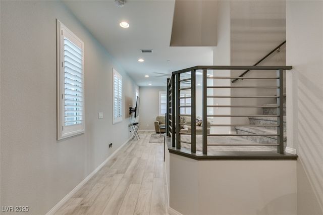 48 Verde Rosa Drive, Henderson, NV 89011