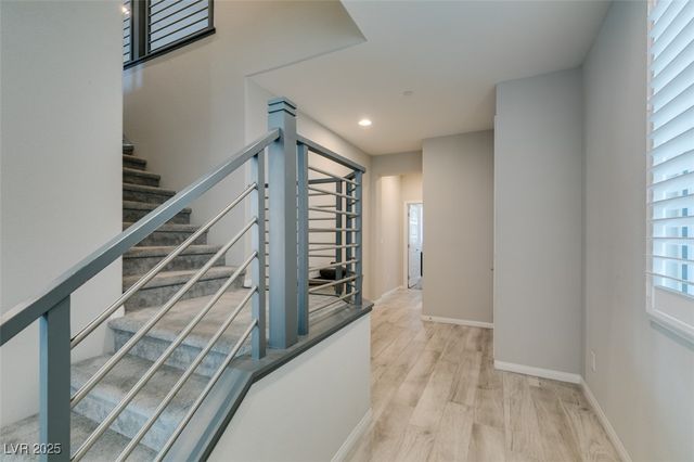 48 Verde Rosa Drive, Henderson, NV 89011