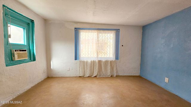 830 W Simmons Road, Tucson, AZ 85705