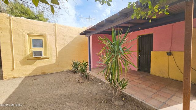 830 W Simmons Road, Tucson, AZ 85705
