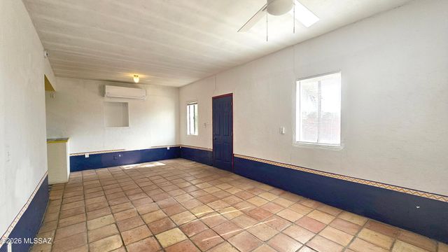 830 W Simmons Road, Tucson, AZ 85705