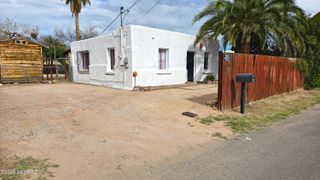830 W Simmons Road, Tucson, AZ 85705