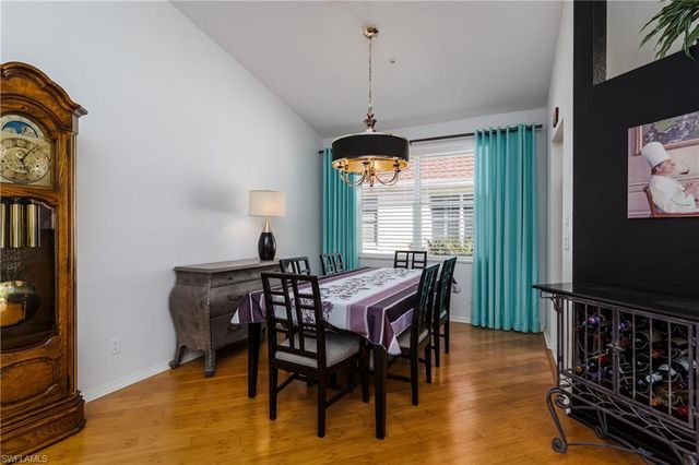 640 Lalique CIR 405, Naples, FL 34119