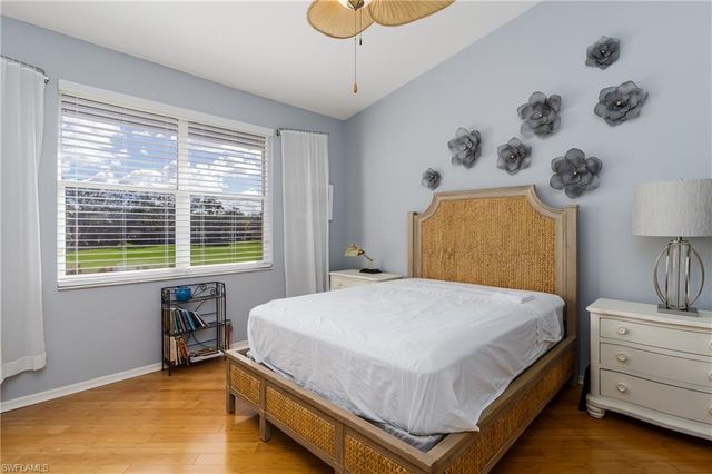 640 Lalique CIR 405, Naples, FL 34119