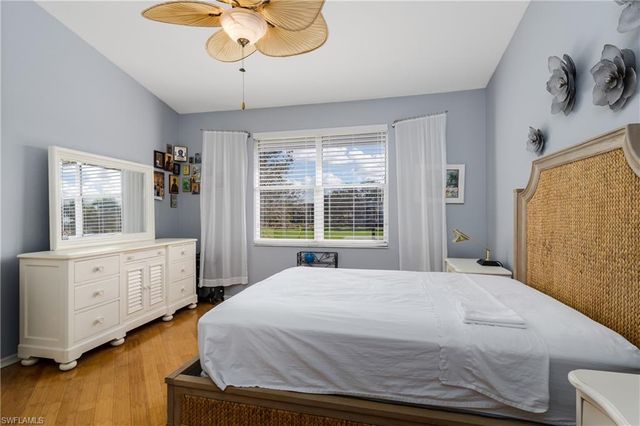 640 Lalique CIR 405, Naples, FL 34119