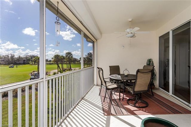 640 Lalique CIR 405, Naples, FL 34119