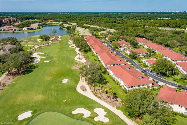 640 Lalique CIR 405, Naples, FL 34119