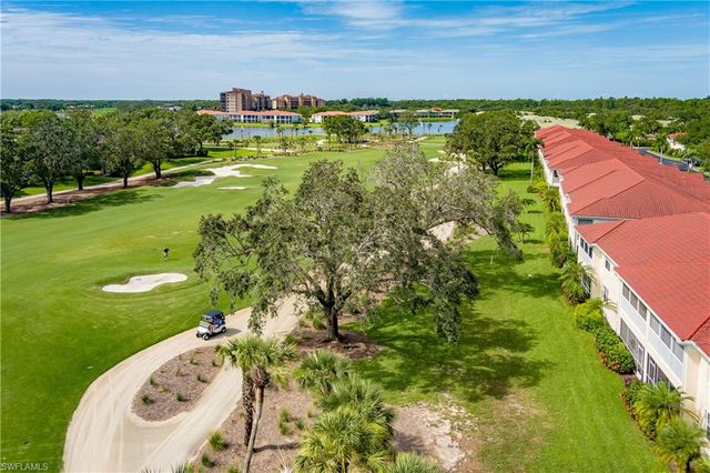 640 Lalique CIR 405, Naples, FL 34119