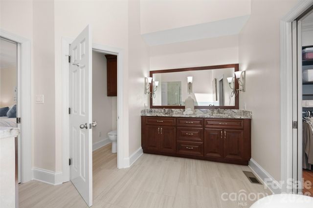 636 Landsdowne Court, Fort Mill, SC 29708
