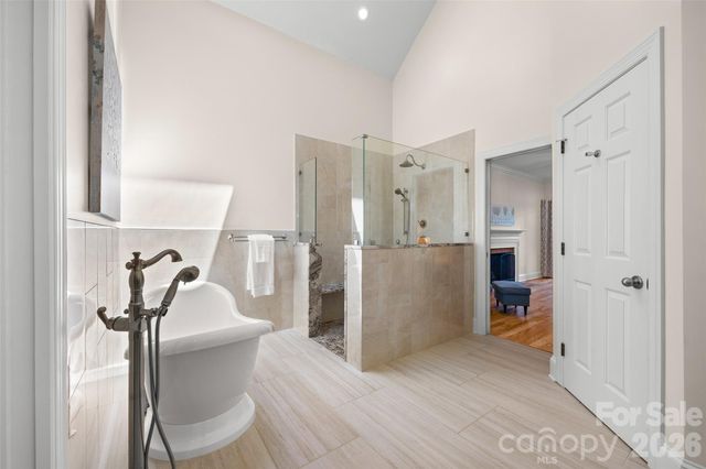 636 Landsdowne Court, Fort Mill, SC 29708