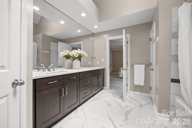 636 Landsdowne Court, Fort Mill, SC 29708