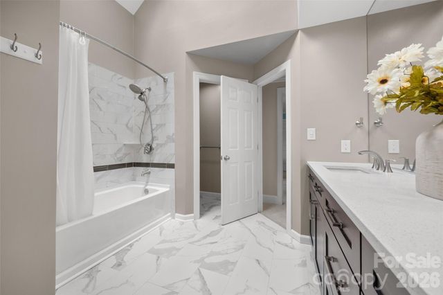 636 Landsdowne Court, Fort Mill, SC 29708
