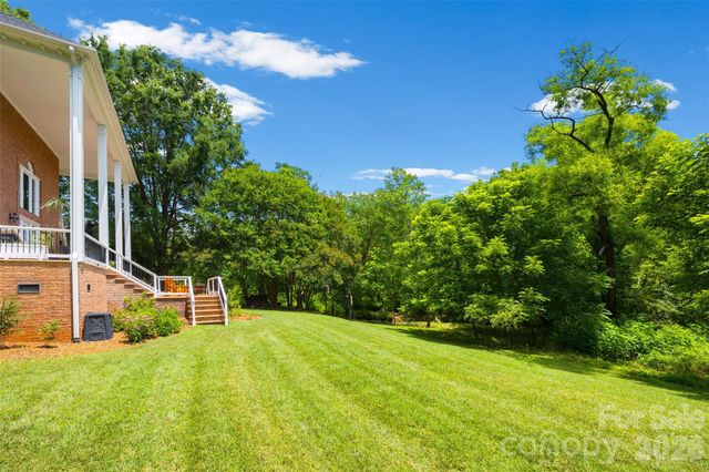 636 Landsdowne Court, Fort Mill, SC 29708