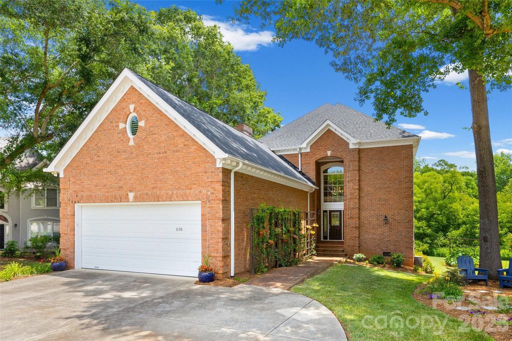 636 Landsdowne Court, Fort Mill, SC 29708
