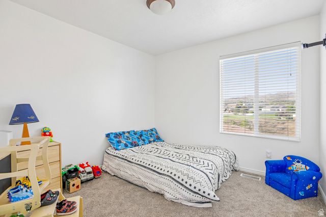5037 W LONDON BAY DR, Riverton, UT 84096