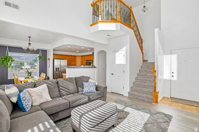 5037 W LONDON BAY DR, Riverton, UT 84096