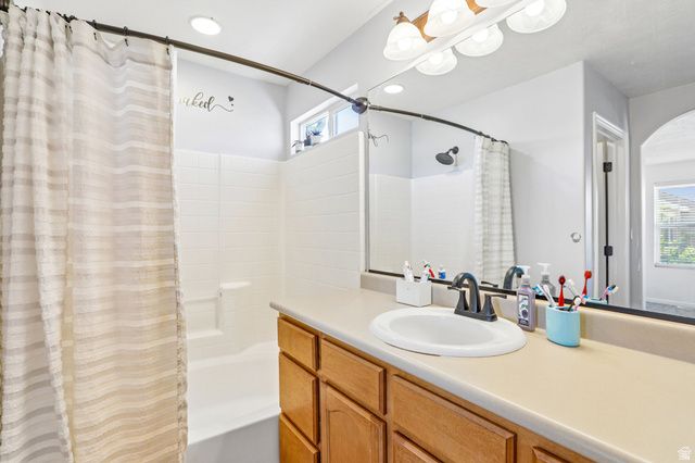5037 W LONDON BAY DR, Riverton, UT 84096