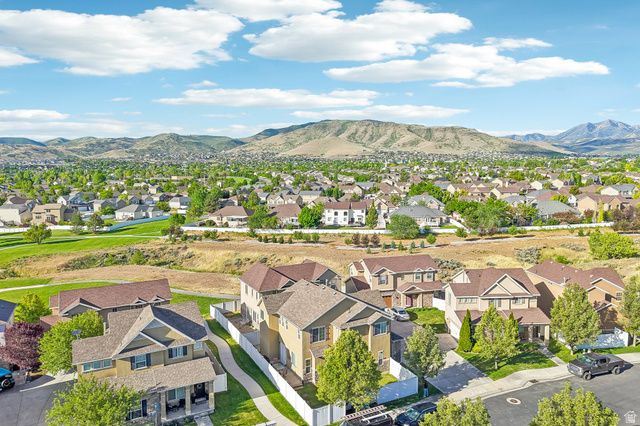 5037 W LONDON BAY DR, Riverton, UT 84096