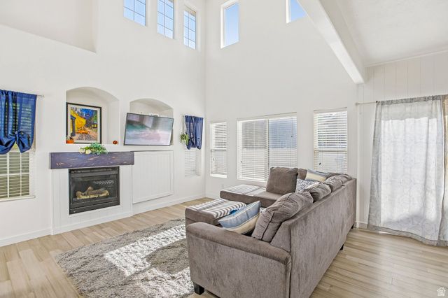 5037 W LONDON BAY DR, Riverton, UT 84096