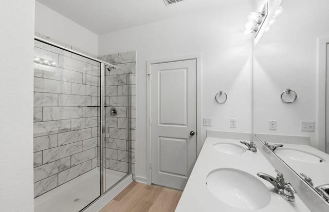 135 Rubber Tree WAY, Buda, TX 78610