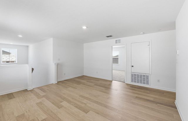 135 Rubber Tree WAY, Buda, TX 78610