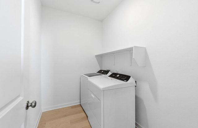 135 Rubber Tree WAY, Buda, TX 78610