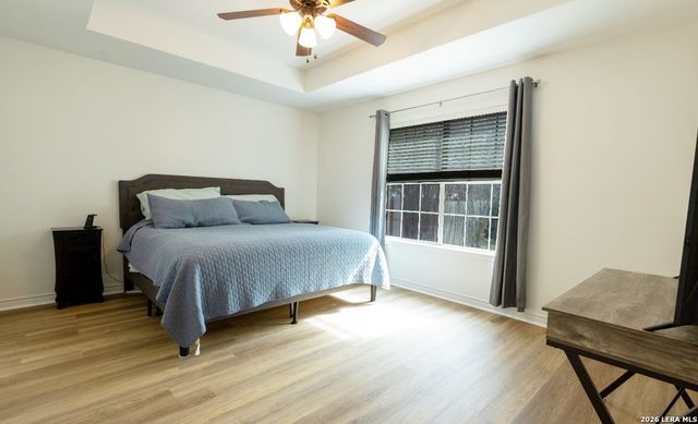 324 Bunker Hill, Pleasanton, TX 78064