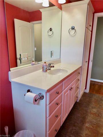 132 Feather Ridge Circle, Reidsville, NC 27320