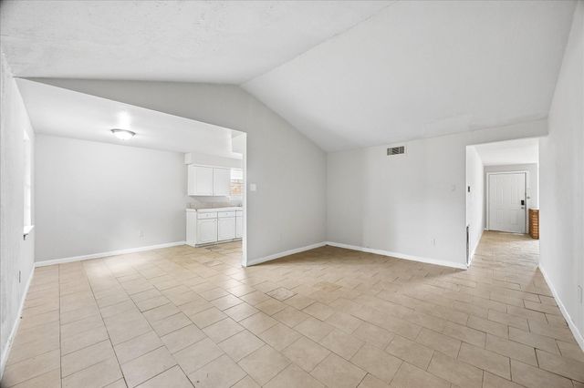 3919 Heatherbrook Drive, Houston, TX 77045