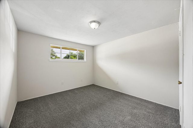 3919 Heatherbrook Drive, Houston, TX 77045