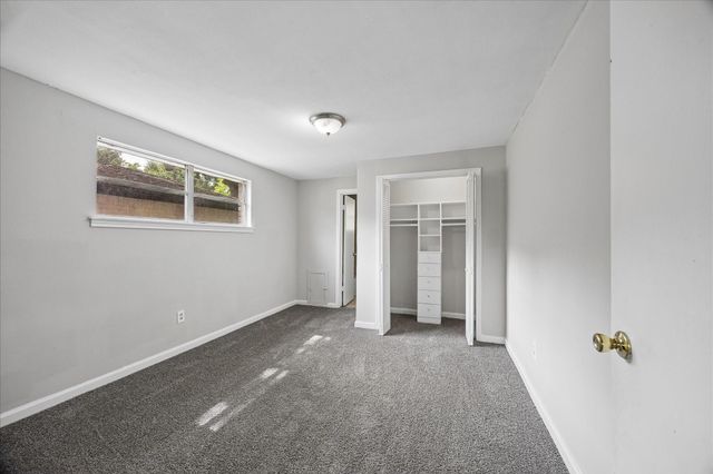 3919 Heatherbrook Drive, Houston, TX 77045