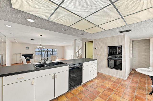 535 HAVEN POINT DRIVE, Treasure Island, FL 33706