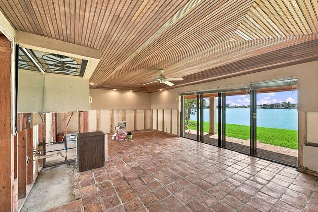 535 HAVEN POINT DRIVE, Treasure Island, FL 33706