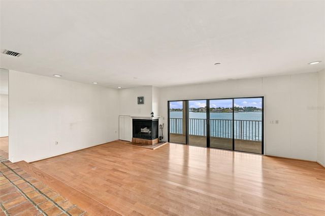 535 HAVEN POINT DRIVE, Treasure Island, FL 33706