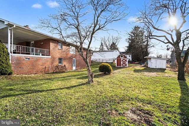 105 CHESTNUT ALY, Halifax, PA 17032