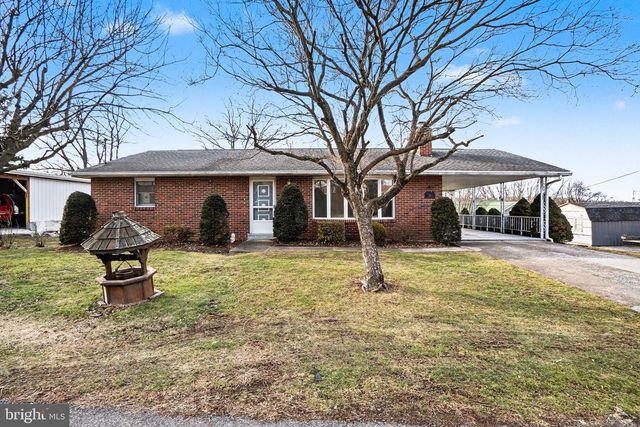 105 CHESTNUT ALY, Halifax, PA 17032