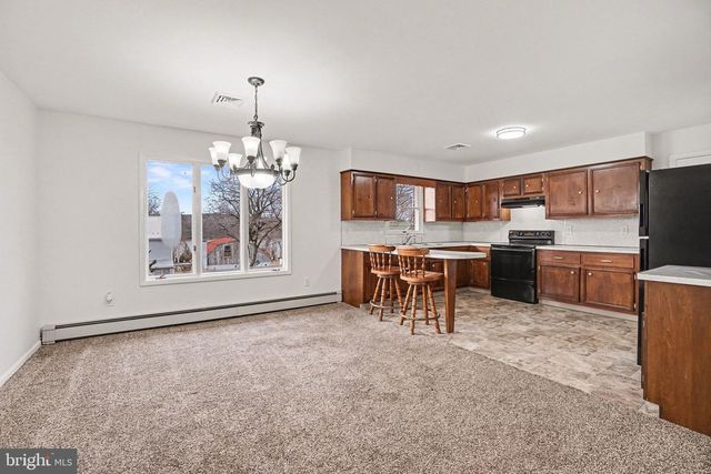 105 CHESTNUT ALY, Halifax, PA 17032