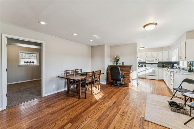 1168 Kingman Road, Pomona, KS 66076