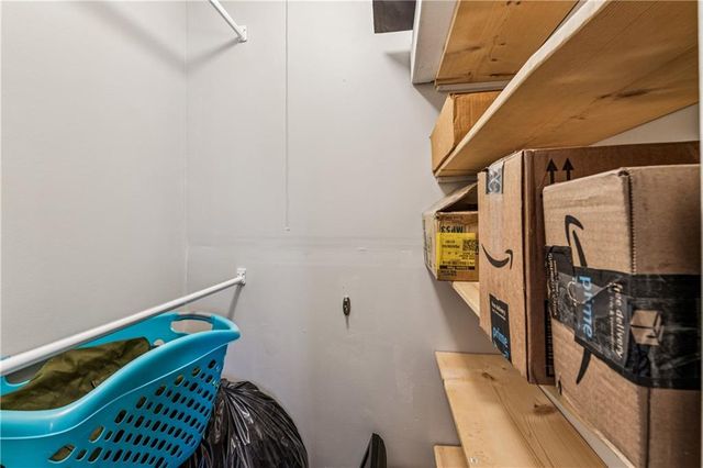 1168 Kingman Road, Pomona, KS 66076