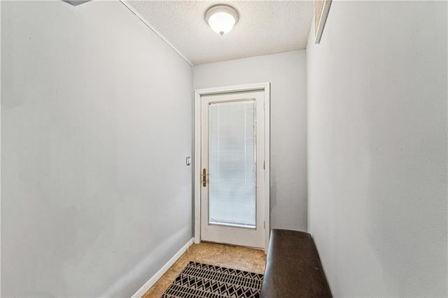 1168 Kingman Road, Pomona, KS 66076